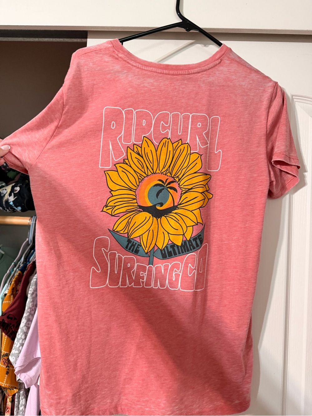 Size M Ripcurl Tee - Picture 5 of 5